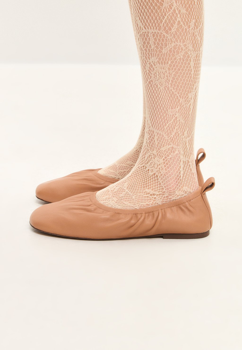 Складные балетки FLAT WITH ELASTIC BACK STRAP Cesare Gaspari, бежевый