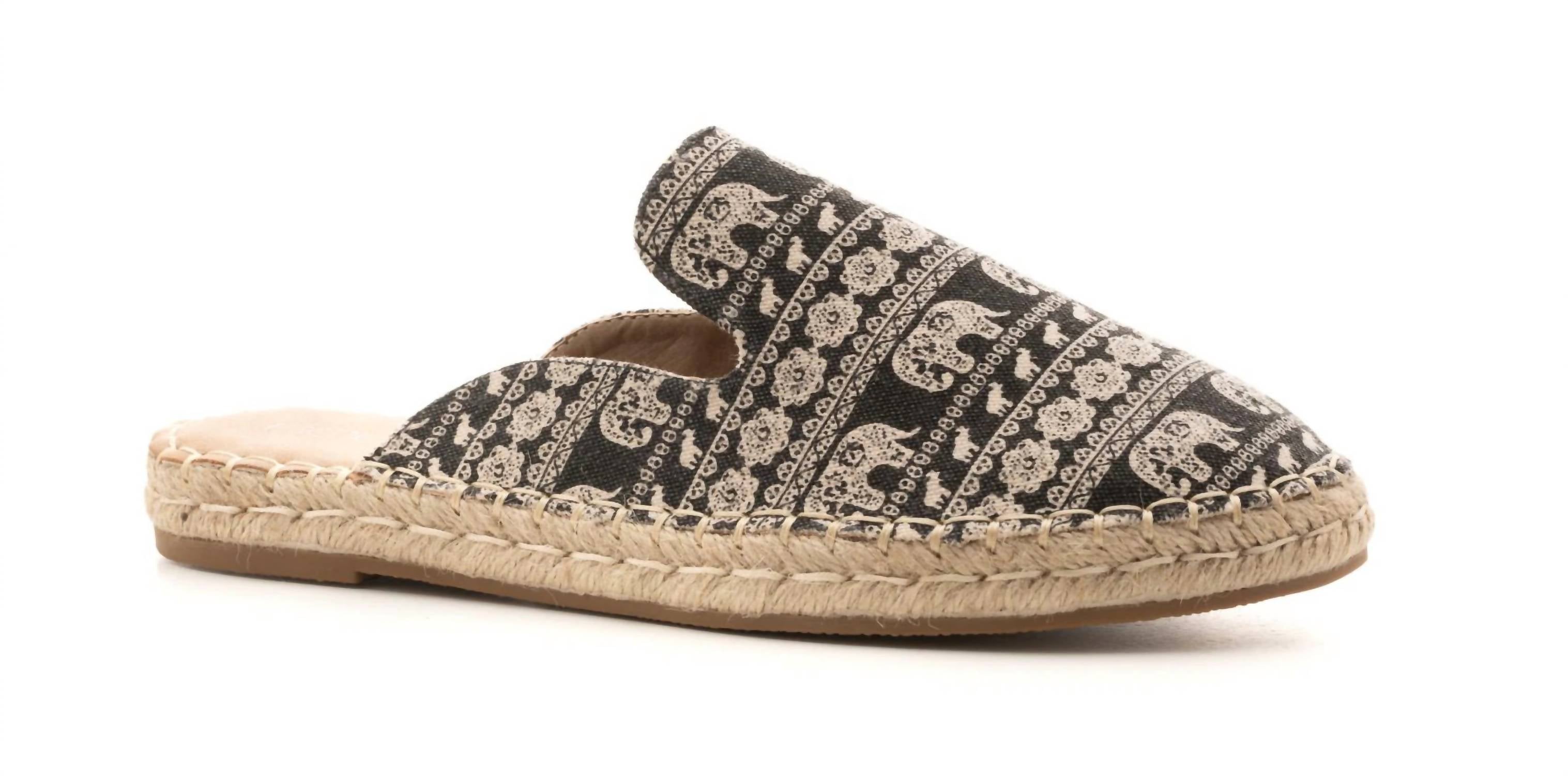 Женские слипоны Taffy в цвете "слоновая кость" Corkys Footwear — фото 2