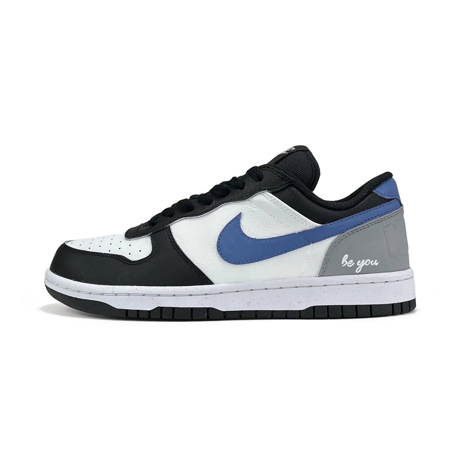 Кроссовки повседневные Nike Big Blue Tone Solo Coverage сине-белые
