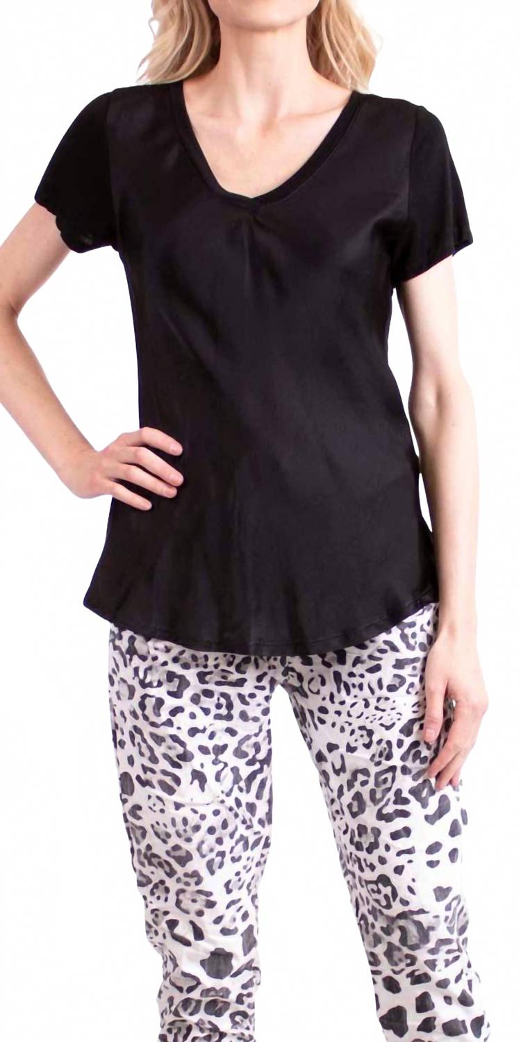 

Атласная футболка Nola с круглым вырезом, черная Gigi Moda, черный