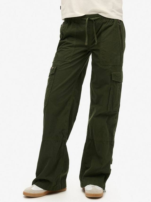 Широкие брюки-карго с низкой посадкой Superdry, цвет Surplus Goods Olive Green — фото 2