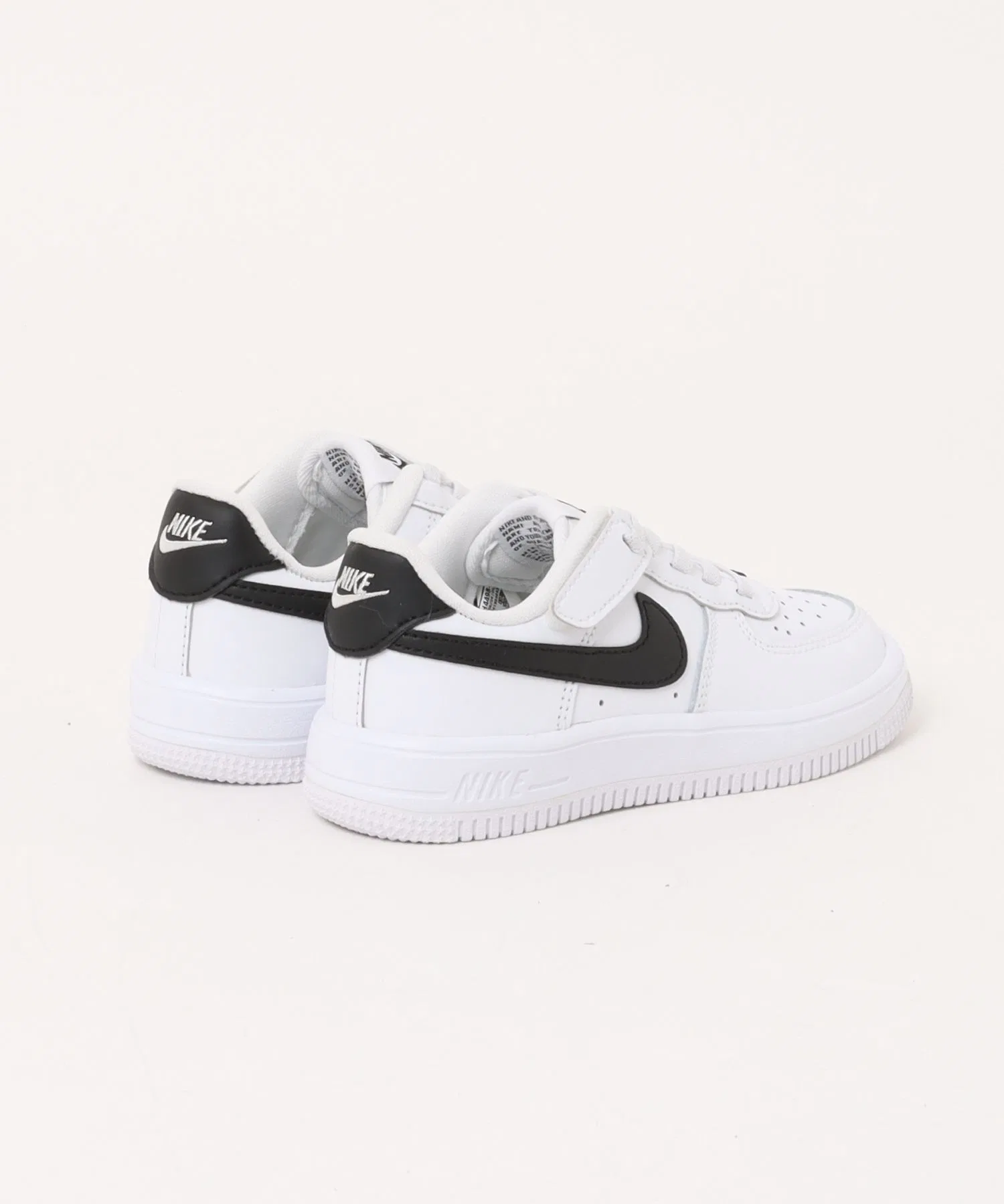Детские кроссовки NIKE Air Force 1 Low EasyOn белые — фото 2