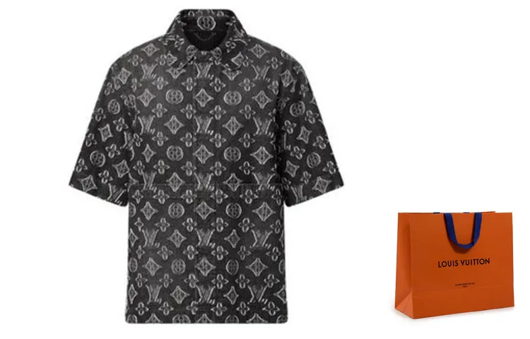 Рубашка с коротким рукавом из шамбре с монограммой LOUIS VUITTON, Shopping Bag Included