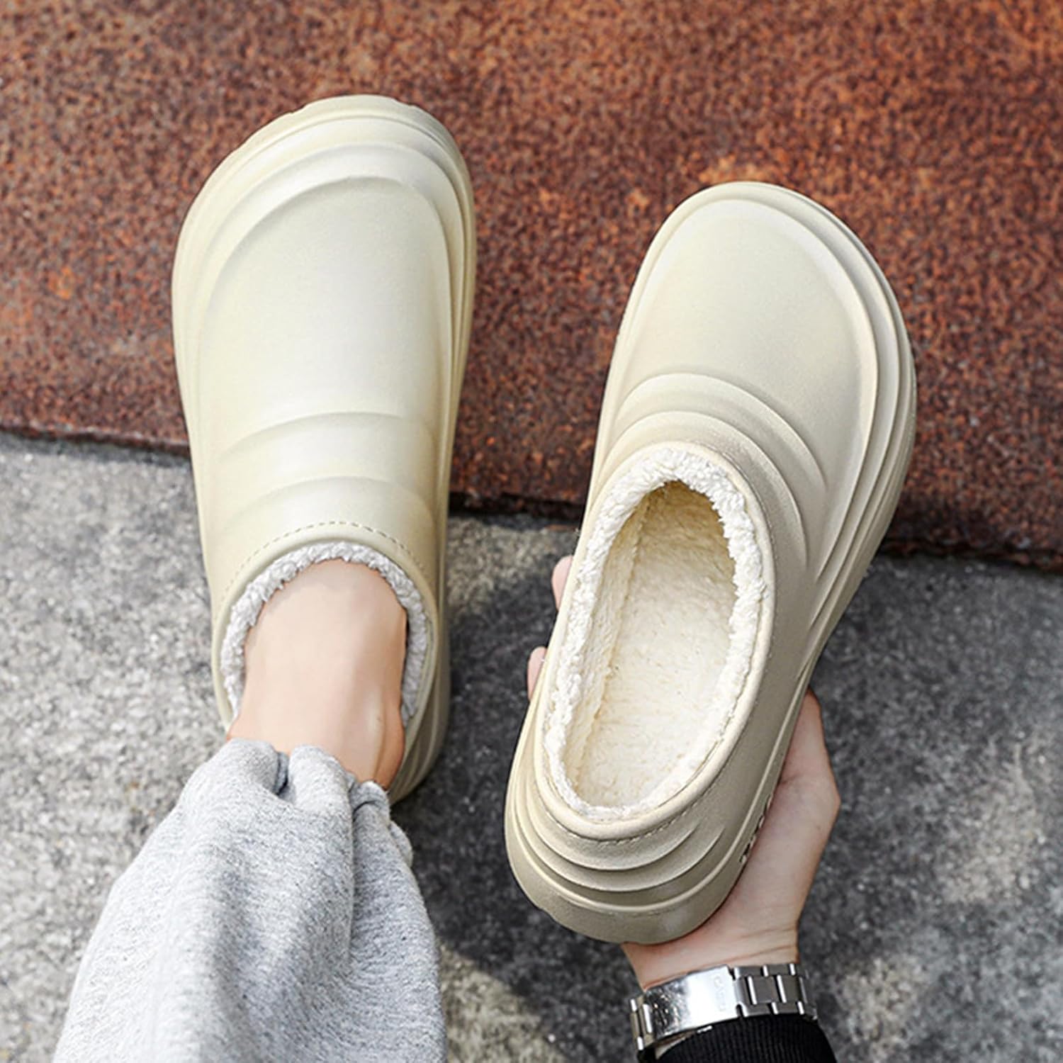 Кроссовки-тапочки Armadillo для мужчин и женщин, зимние теплые тапочки для шеф-повара с мягкой подкладкой из меха, водонепроницаемые, нескользящие, для кухни, сада, медсестры, устойчивые к маслу Toumov, бежевый — фото 4