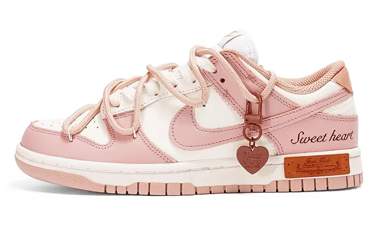 

Кроссовки Nike Dunk Low, розовый/белый