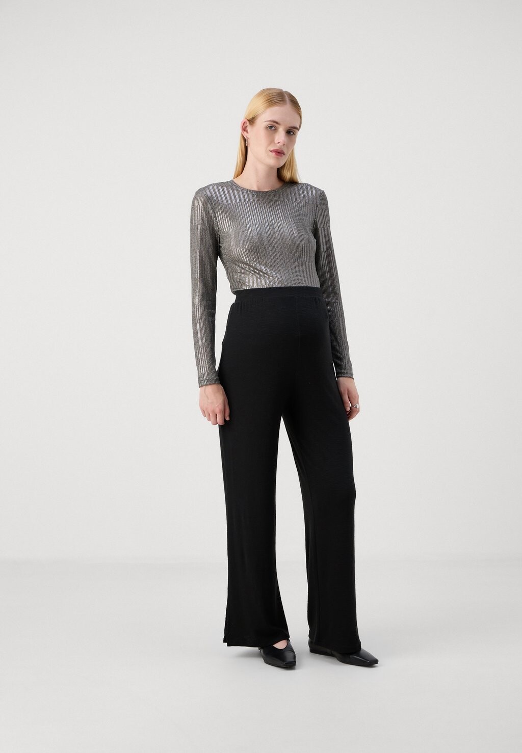 

Брюки MLFREDERIKKE WIDE SLIT PANTS MAMALICIOUS, черный