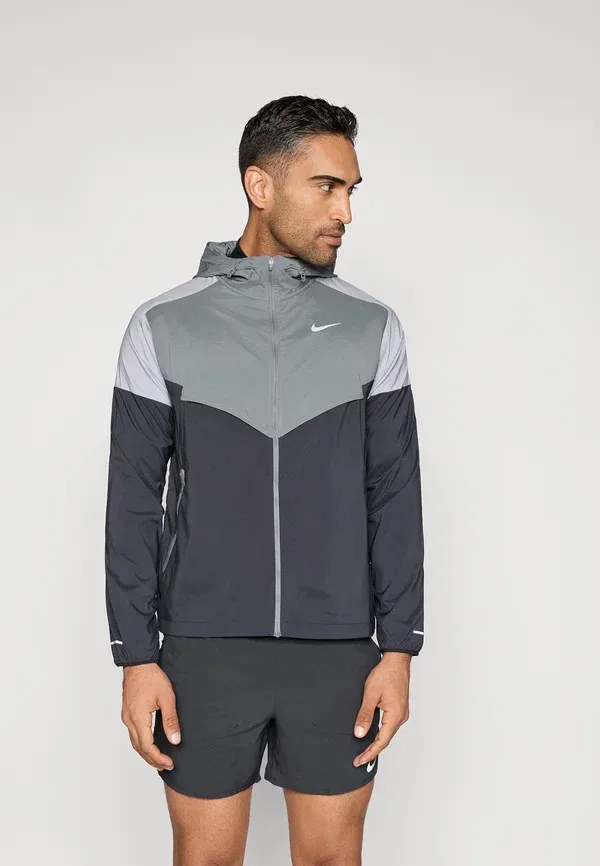 Ветровка Nike Performance, smoke grey/wolf grey/black, серо-дымчатый/серый волк/черный