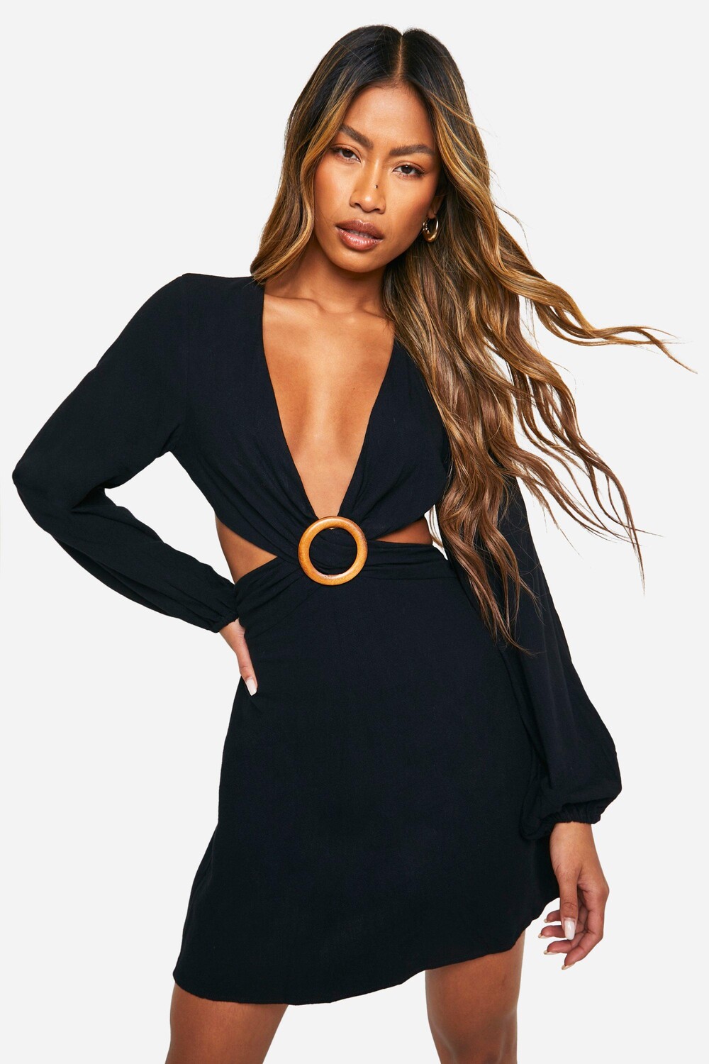 

Льняное мини-платье с вырезами boohoo, черный