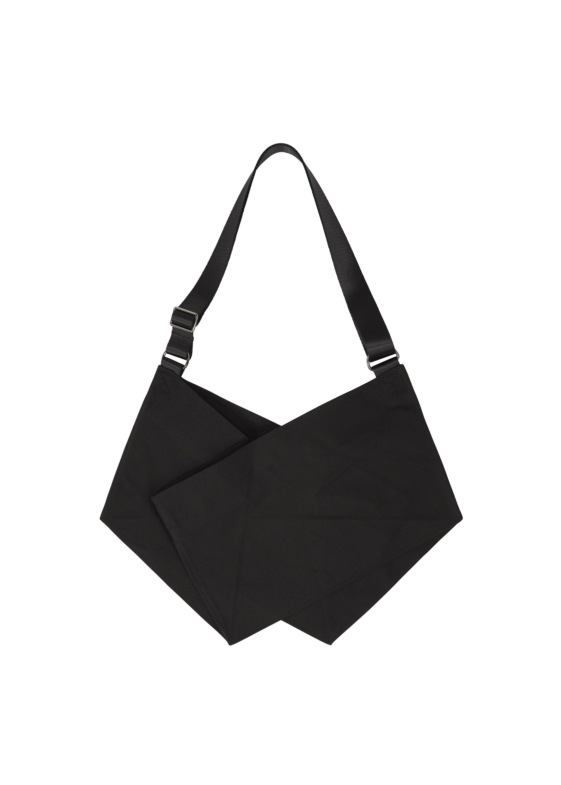 

Сумка parallelepiped 132 5. Issey Miyake, черный