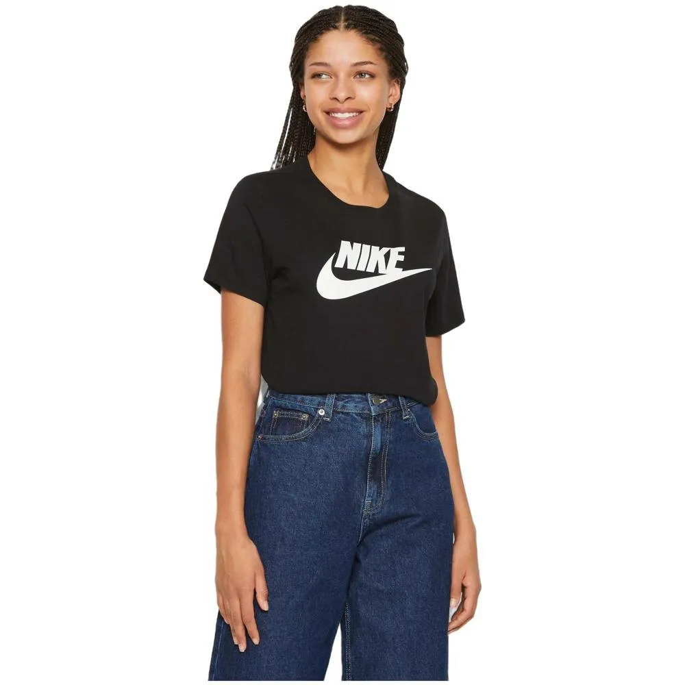 

Футболка Nike Club, черный