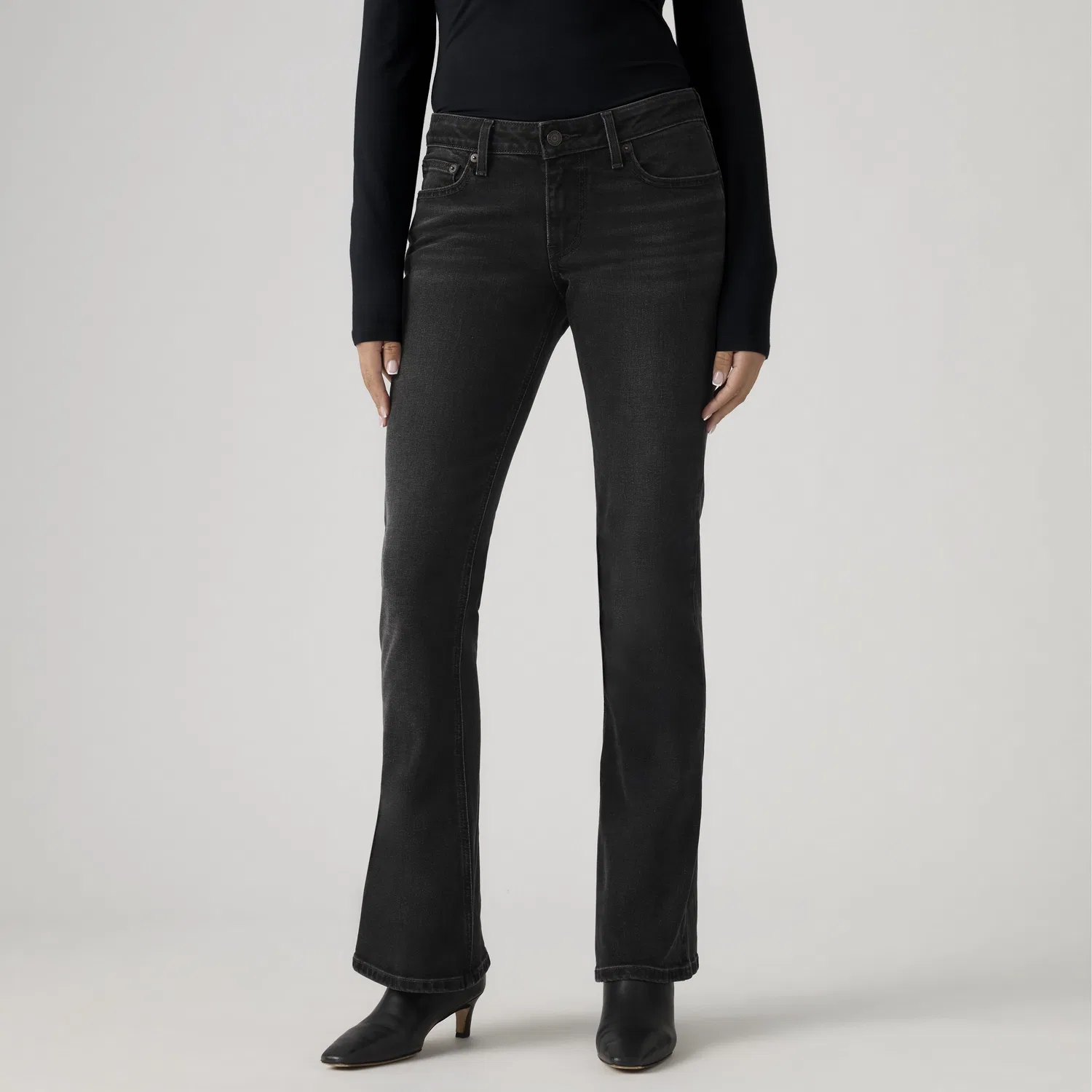 Женские джинсы-клеш с заниженной талией Levi's, Black — фото 2