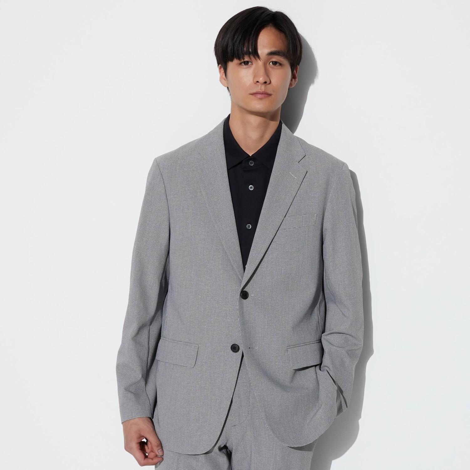 

Куртка UNIQLO Кандо Чидори эластичная, серый