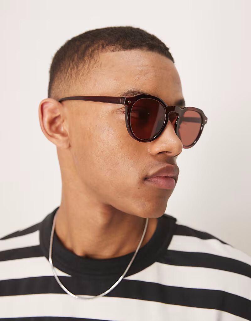 

Круглые солнцезащитные очки ASOS DESIGN с коричневыми линзами и темно-коричневой оправой