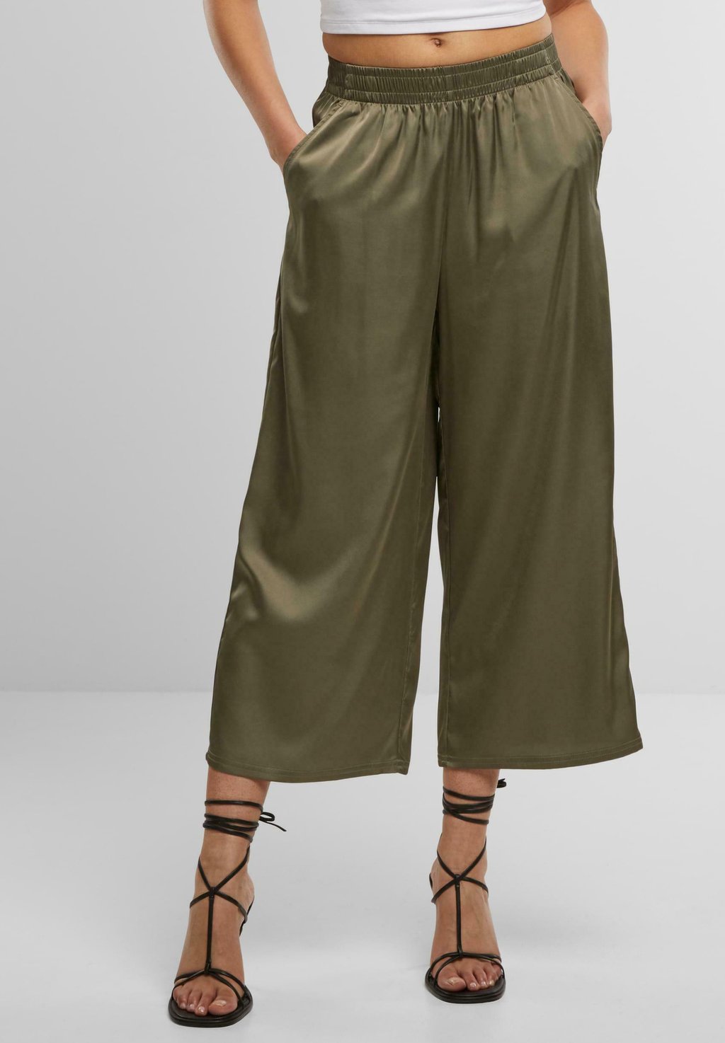 

Брюки WIDE LEG Urban Classics, оливковый