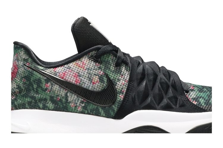 Кроссовки Nike Kyrie Low 'Floral', черный — фото 2