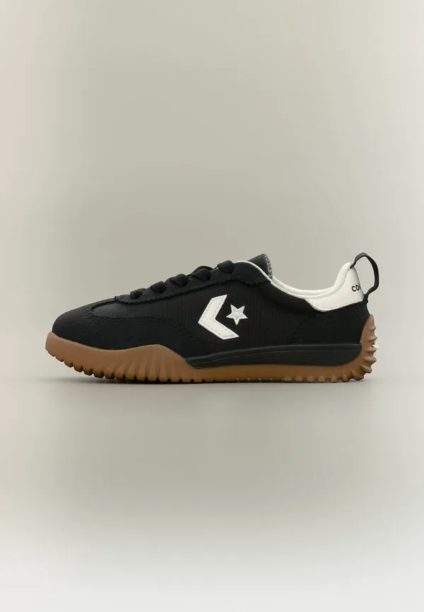 Кроссовки run star trainer унисекс Converse, Black/Egret/Honey