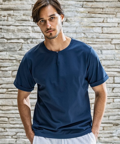 

AKM Contemporary Футболка, современный крой, AKM, темно-синий