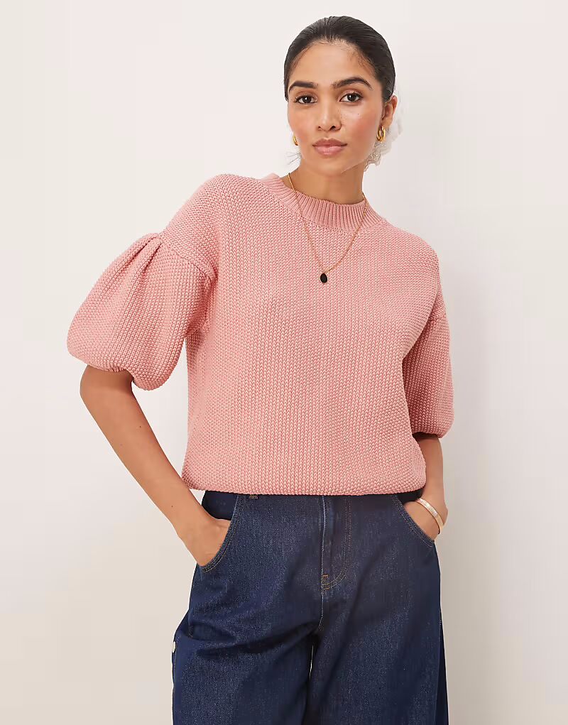 

Футболка ASOS DESIGN с объемной вязкой розового цвета
