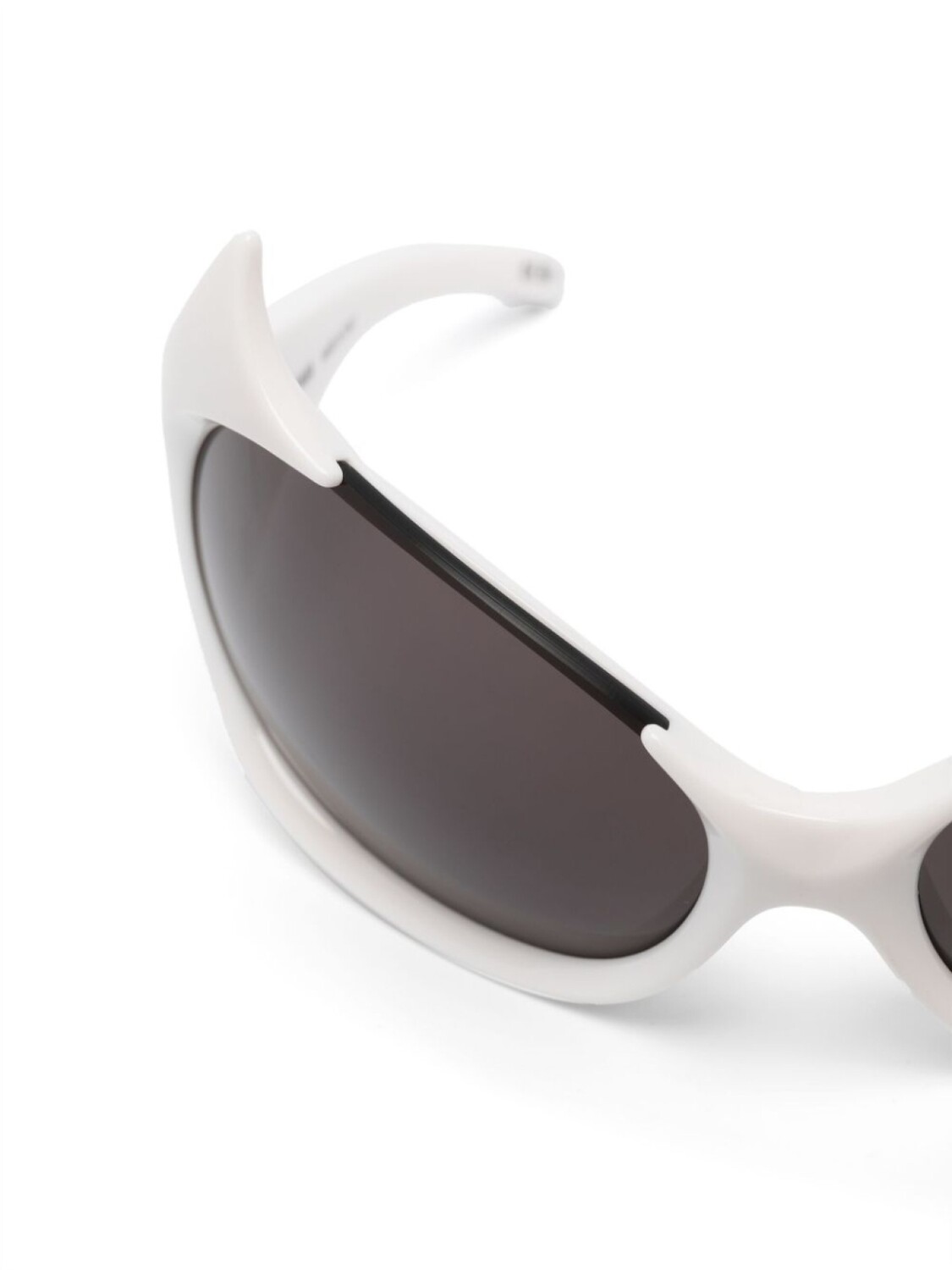 Balenciaga Eyewear солнцезащитные очки Gotham в оправе 'кошачий глаз', белый — фото 3