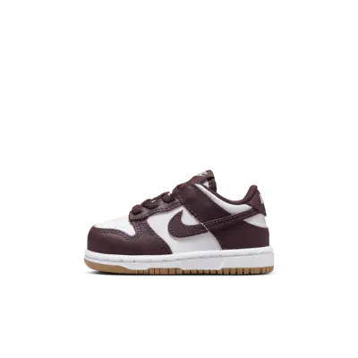 

Кроссовки Nike Dunk Low, цвет White/Gum Light Brown/Burgundy Crush