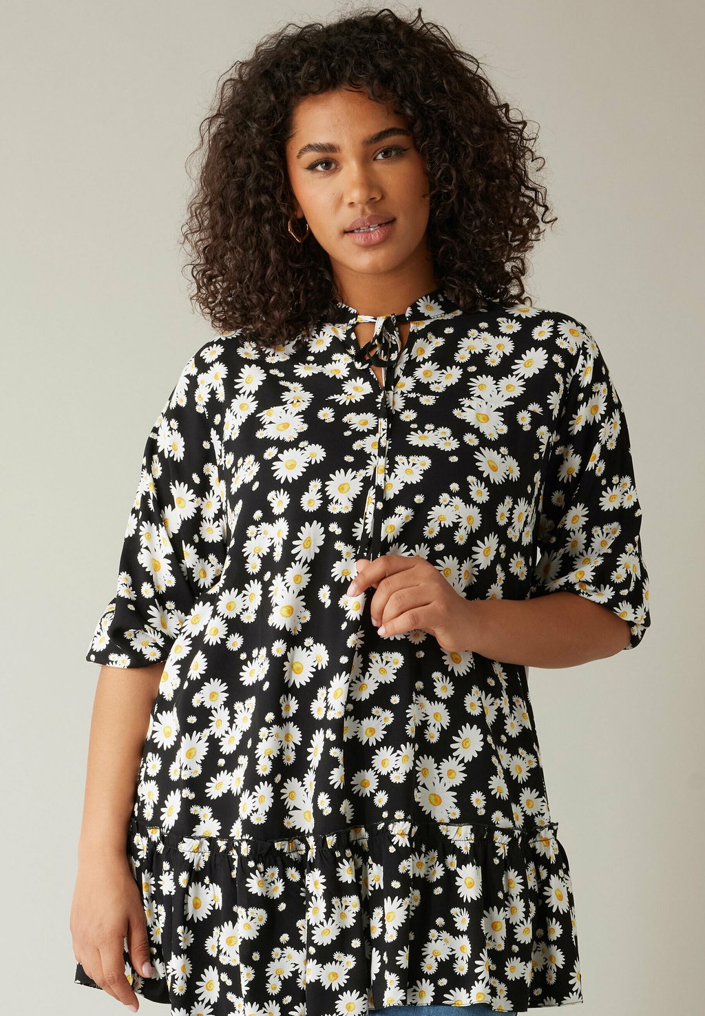 

Блуза FLORAL TIE NECK Evans, антрацит