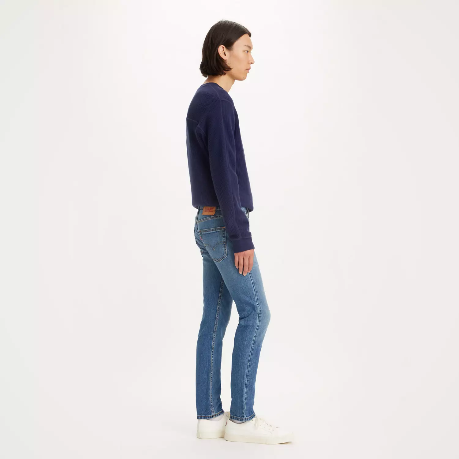 Мужские джинсы зауженного кроя 502 Levi's, цвет Come Closer - Medium Wash - Stretch — фото 2