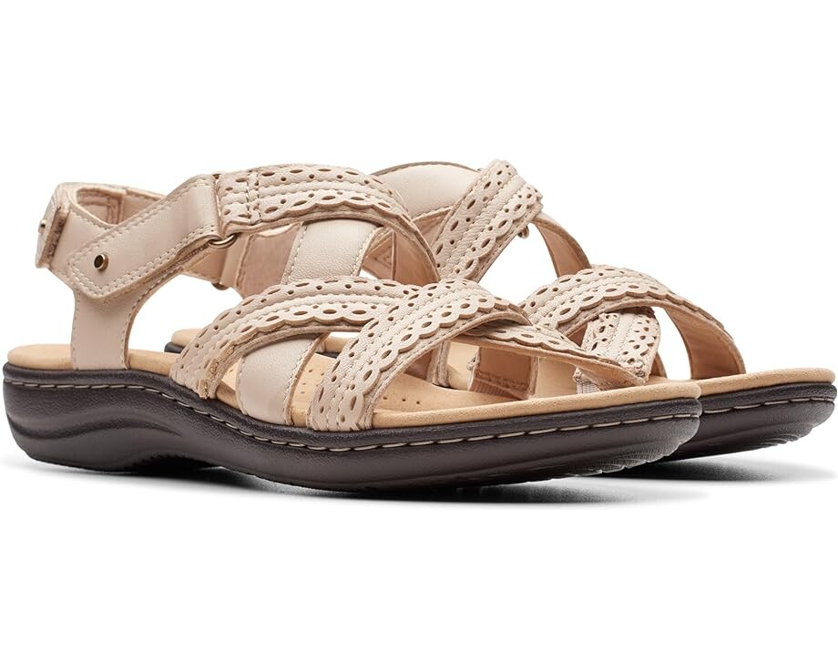 

Сандалии Clarks Laurieann Rena, цвет Sand Combi