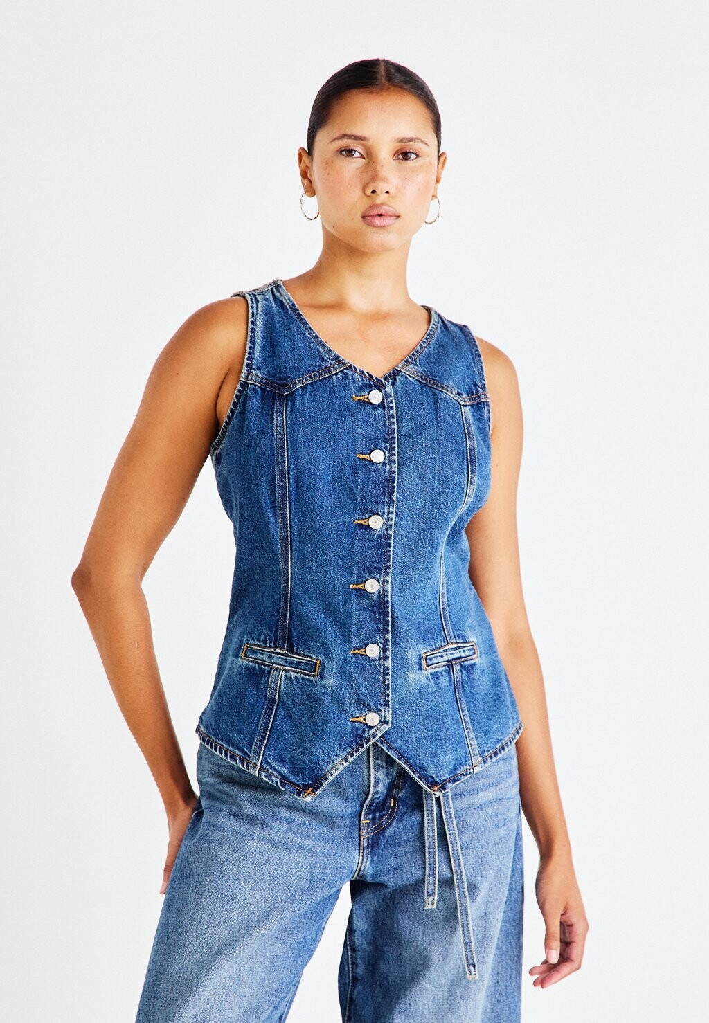 

Жилет LONGLINE Levi's, синий деним