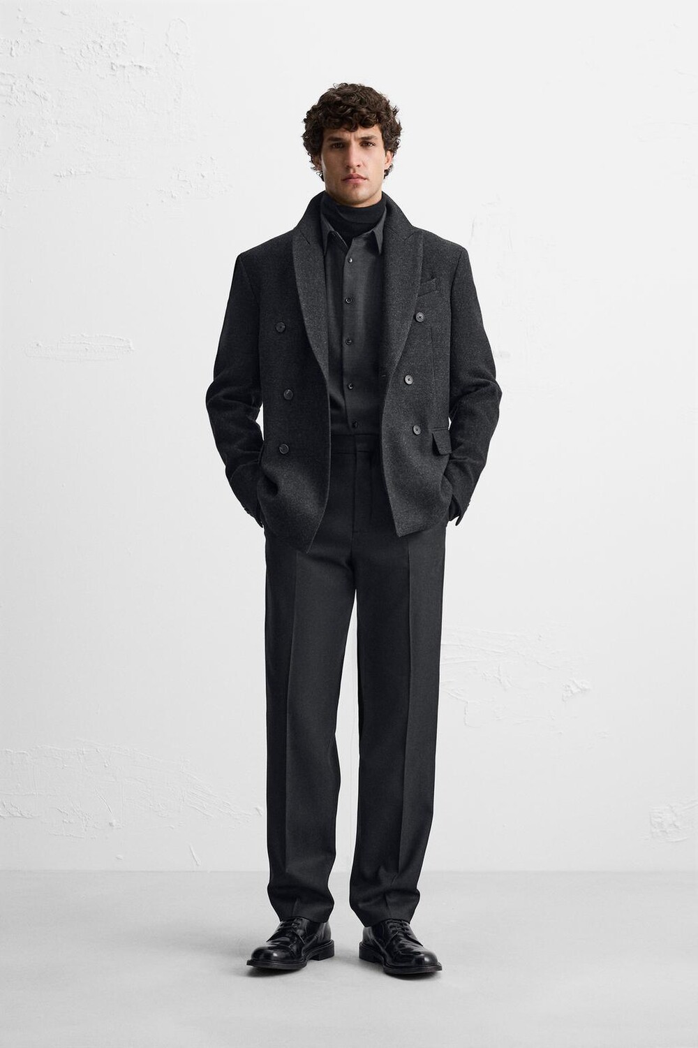 

Брюки из смешанной шерсти с хлядами ZARA, черный