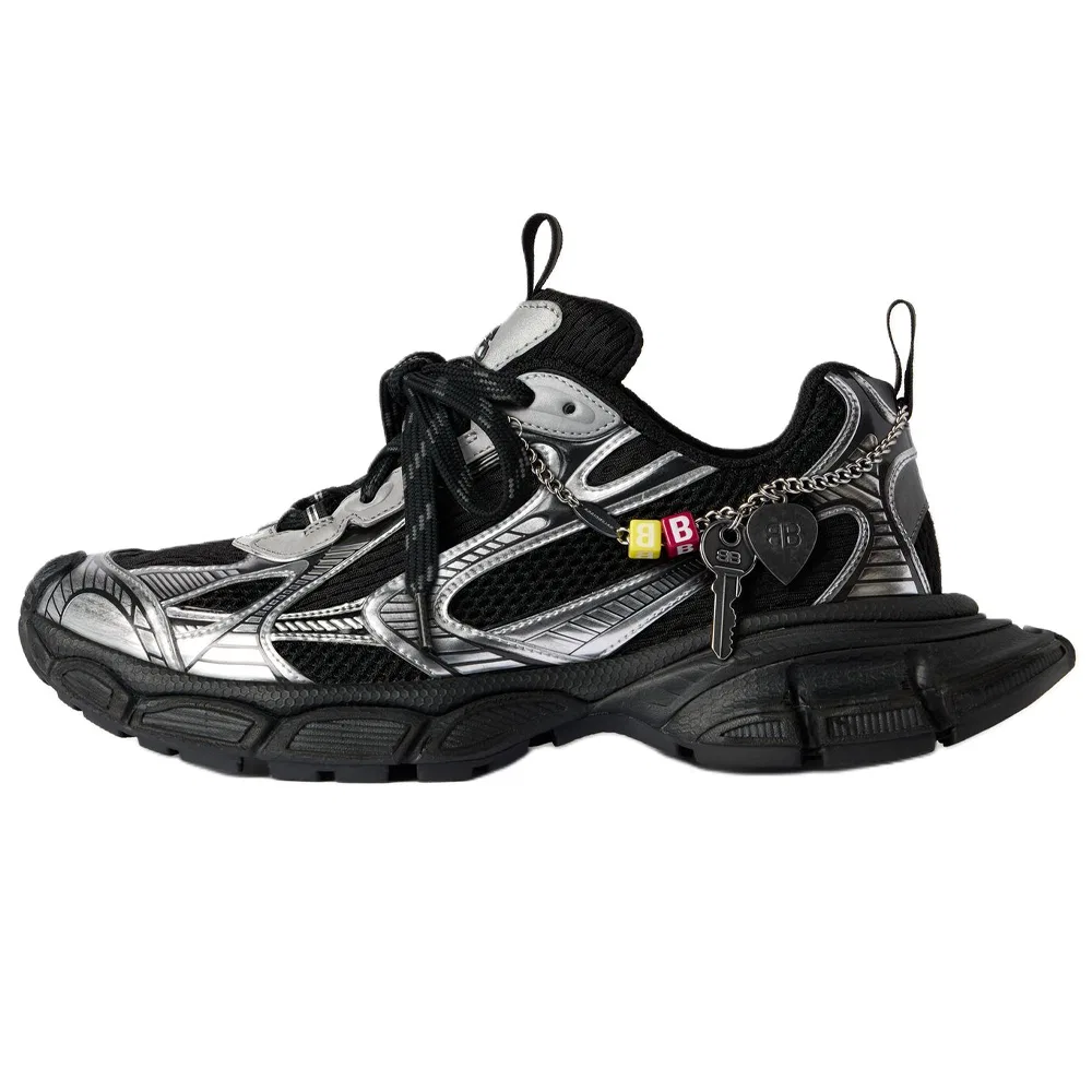 Кроссовки Chunky Low-top Balenciaga 3XL черные