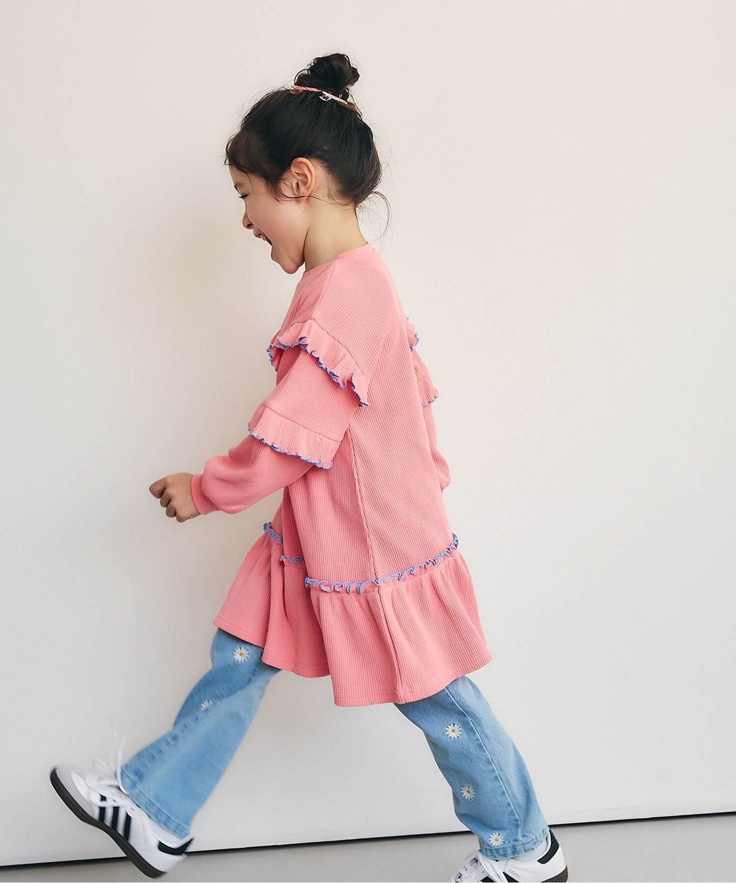 Платье «Вафля» с множеством оборок Apres les cours, Salmon pink — фото 3
