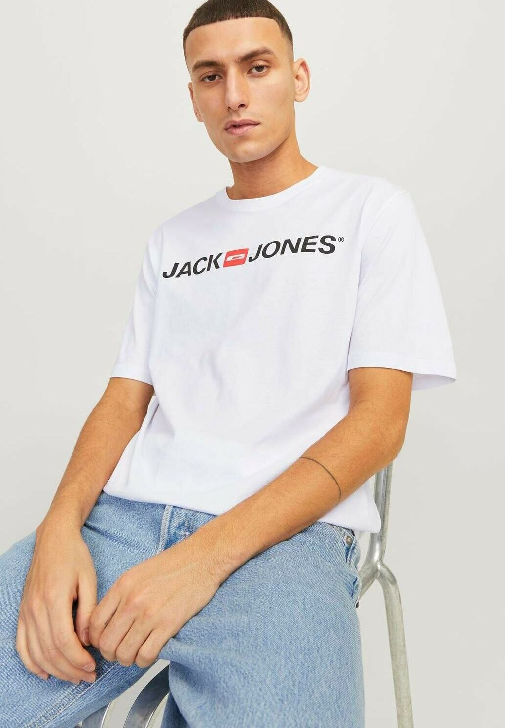 

Принт футболки Rundhals Corp 3 Stück Jack & Jones, серый металлик