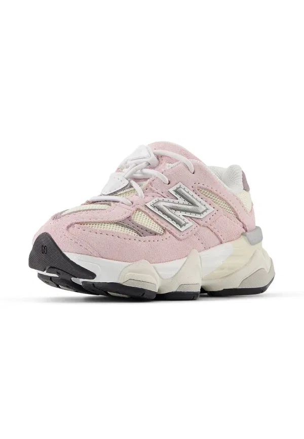 Детские кроссовки New Balance 9060, розовый сахар / айсвайн — фото 2