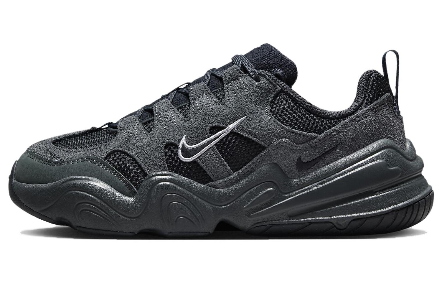 Женская обувь Nike Tech Hera Lifestyle, Антрацит/Черный/Светлый дымчато-серый