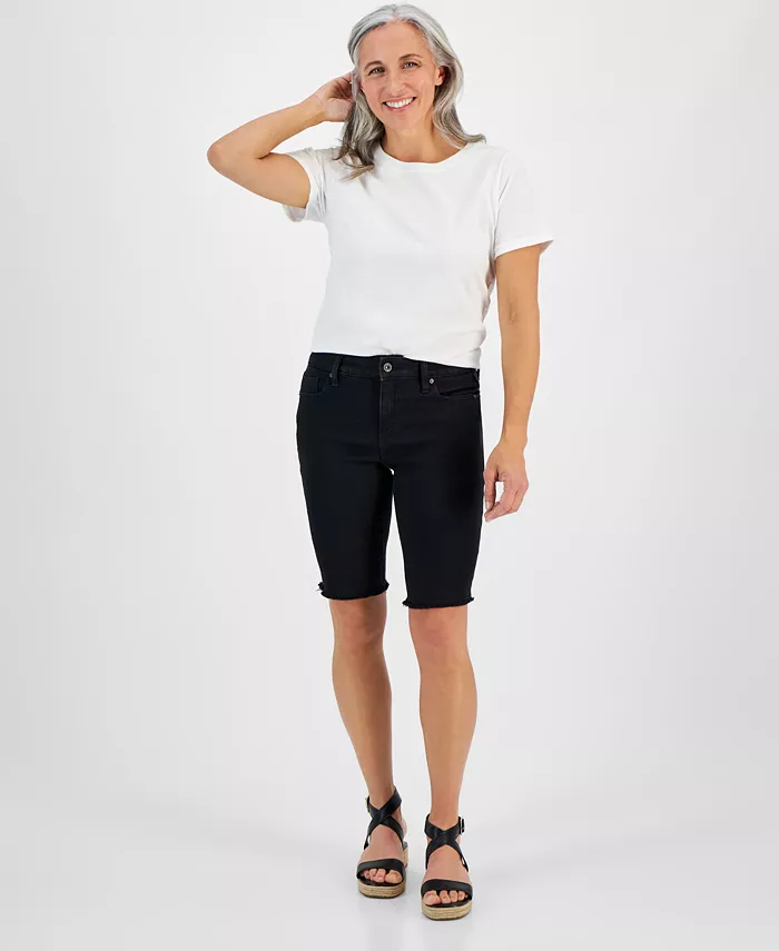 

Укороченные джинсовые шорты бермуды с рваным краем Petite Style & Co, черный