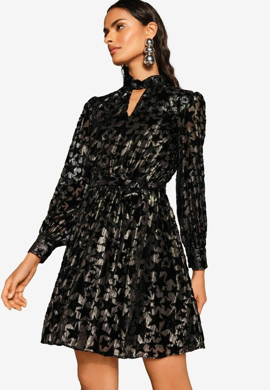 

Платье Love & Roses Cocktail dress / Party dress, Black Star/Black