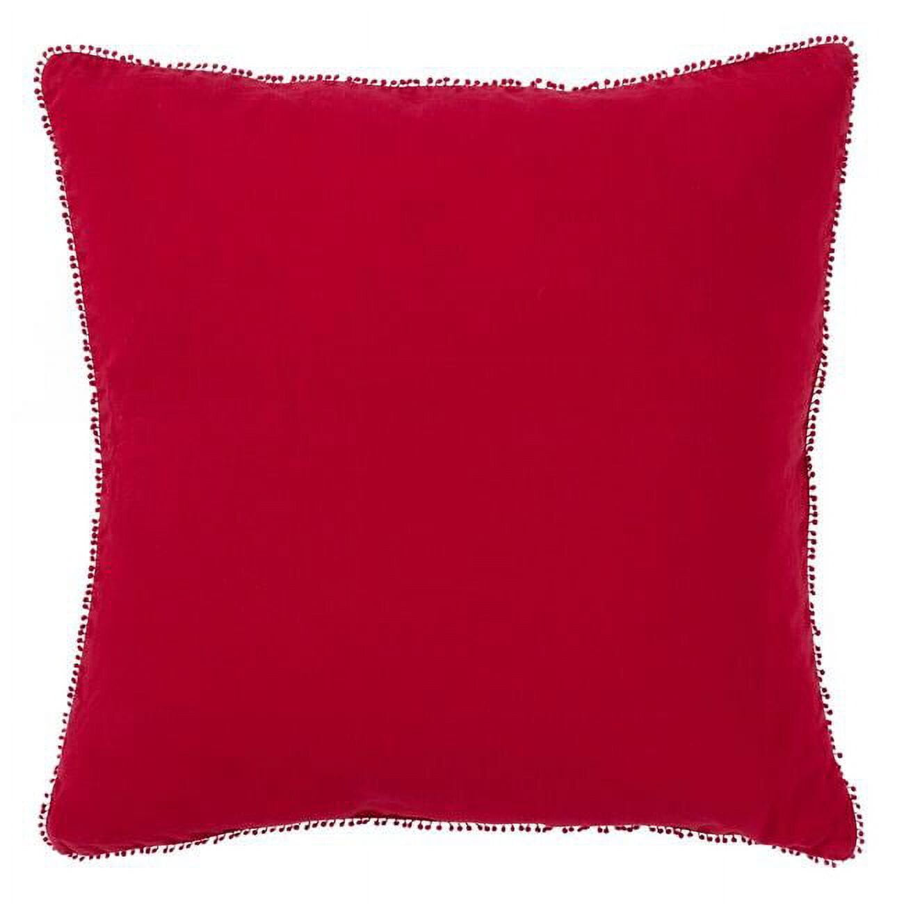 

Подушка с пуховым наполнителем Saro Lifestyle Pom Pom Design, красный
