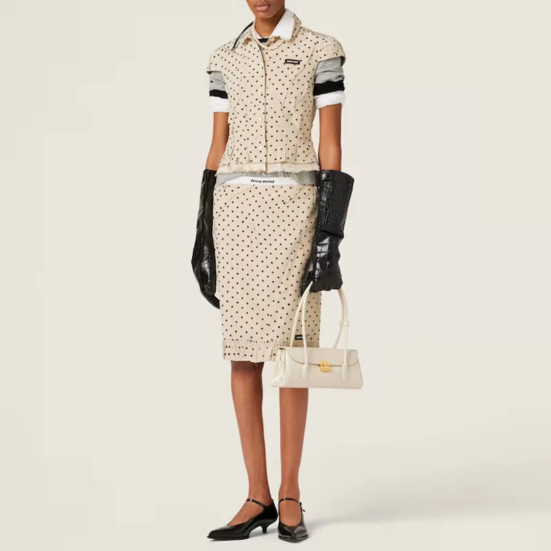 MIU MIU Футболка женская Ivory с круглым вырезом — фото 3