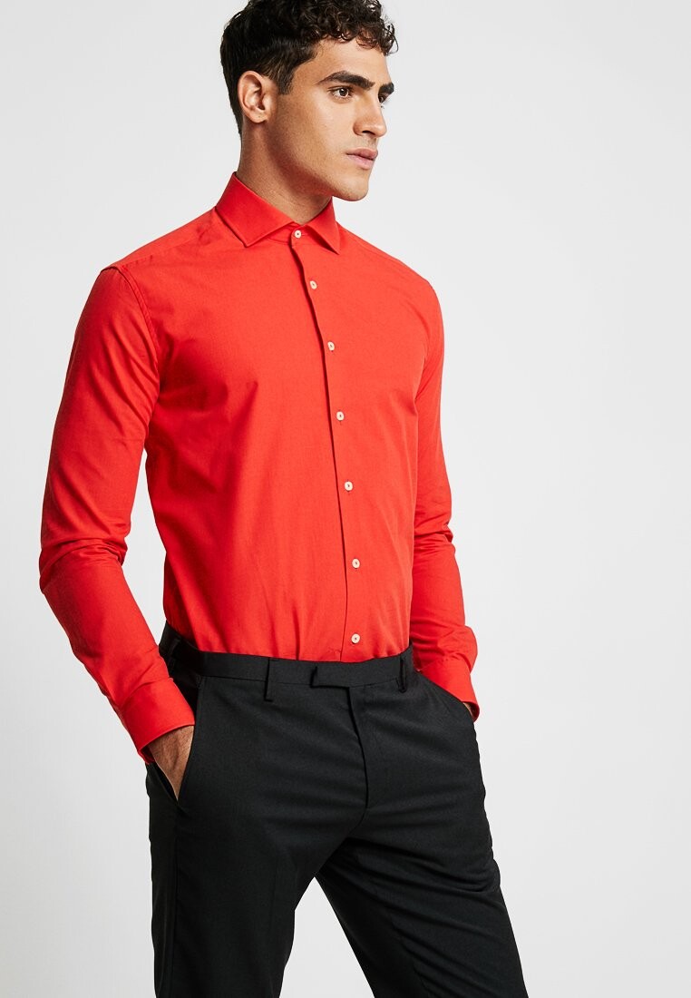 

Классическая рубашка Solid Color OppoSuits, цвет red devil