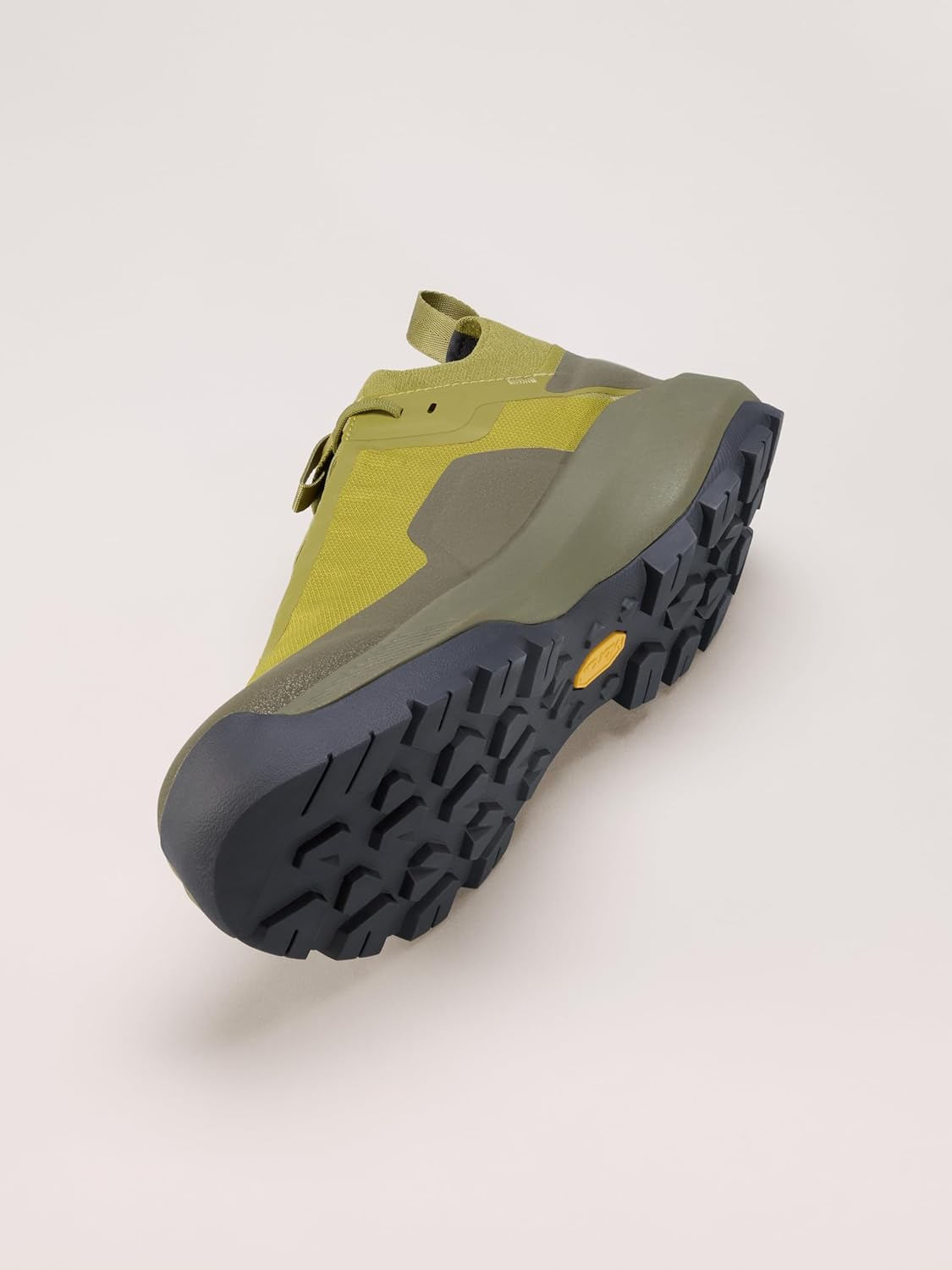 Мужские альпинистские ботинки Arc'teryx Vertex Alpine GTX, Легкие и быстрые с мембраной Gore-Tex, Olive Moss/Tatsu — фото 2