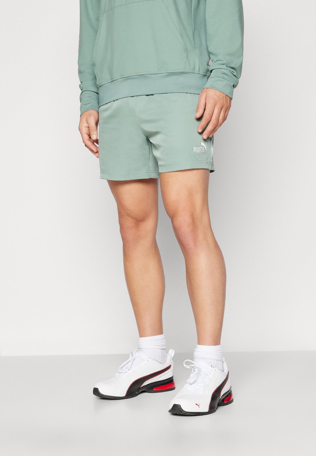 

Спортивные шорты TAPE SHORTS Puma, зеленый