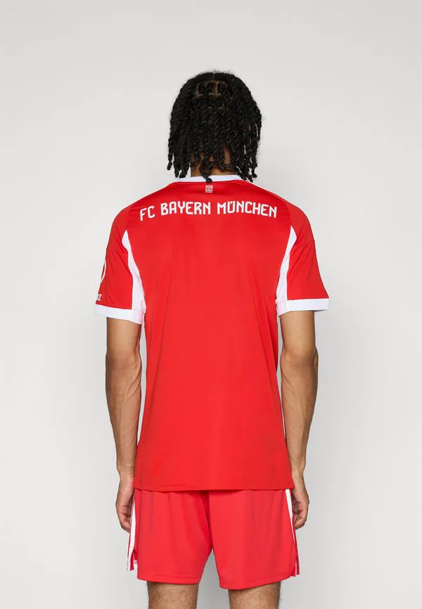 Домашняя футболка фк бавария сезона 2025/2026. Adidas Performance, Red — фото 3