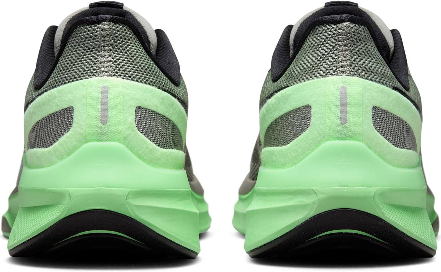 Мужские беговые кроссовки Nike Low, зеленый — фото 2