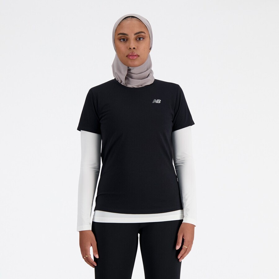 

Лонгслив new balance Shirt, черный