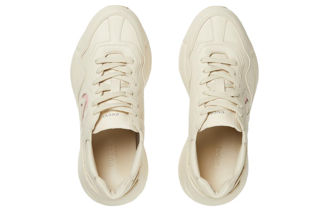 Женские кроссовки Rhyton 'Ivory Wild Rose' GUCCI, цвет слоновая кость белый — фото 3