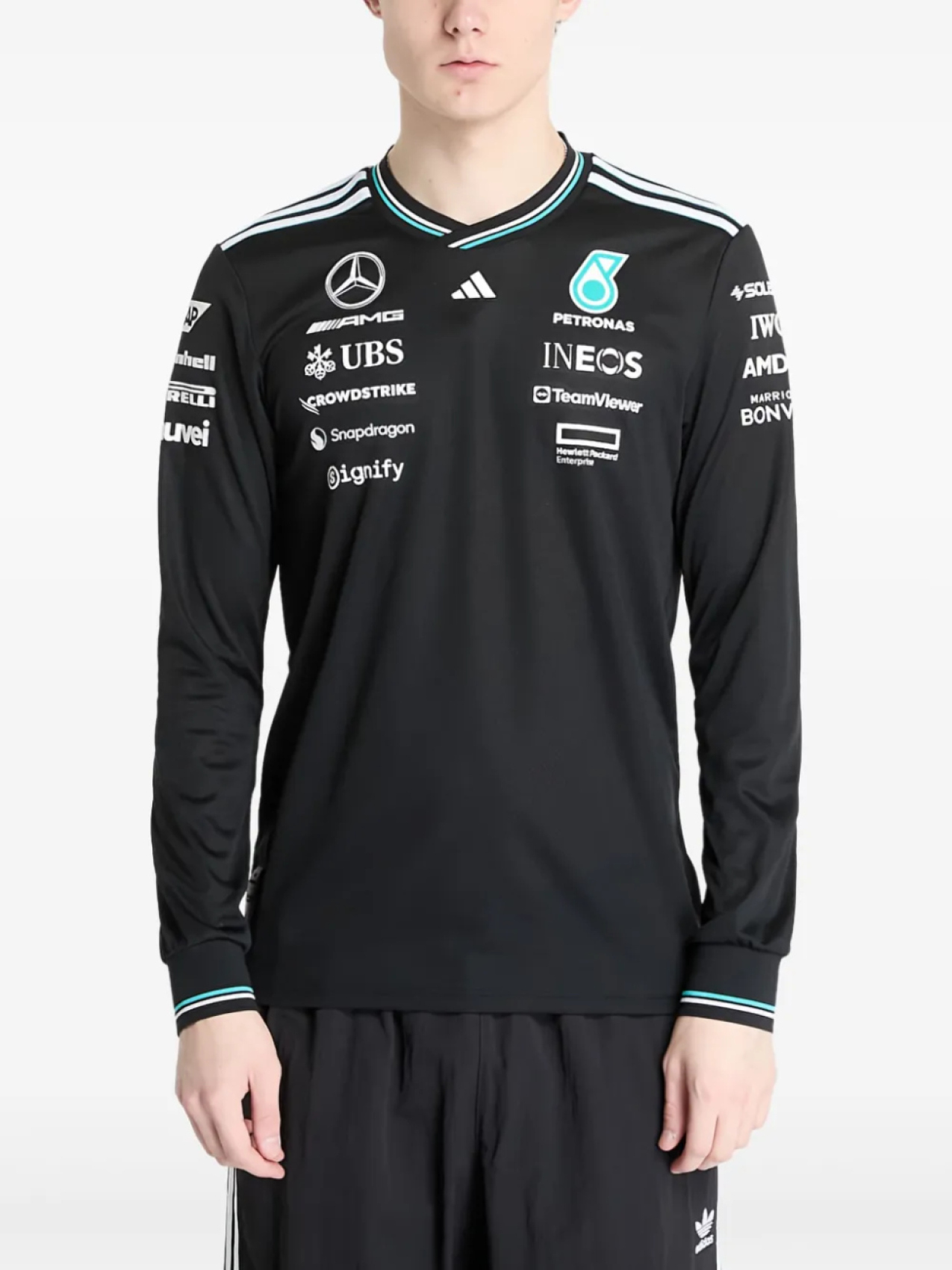 

Adidas футболка Petronas Formula One Team Driver из коллаборации с Mercedes - AMG, черный