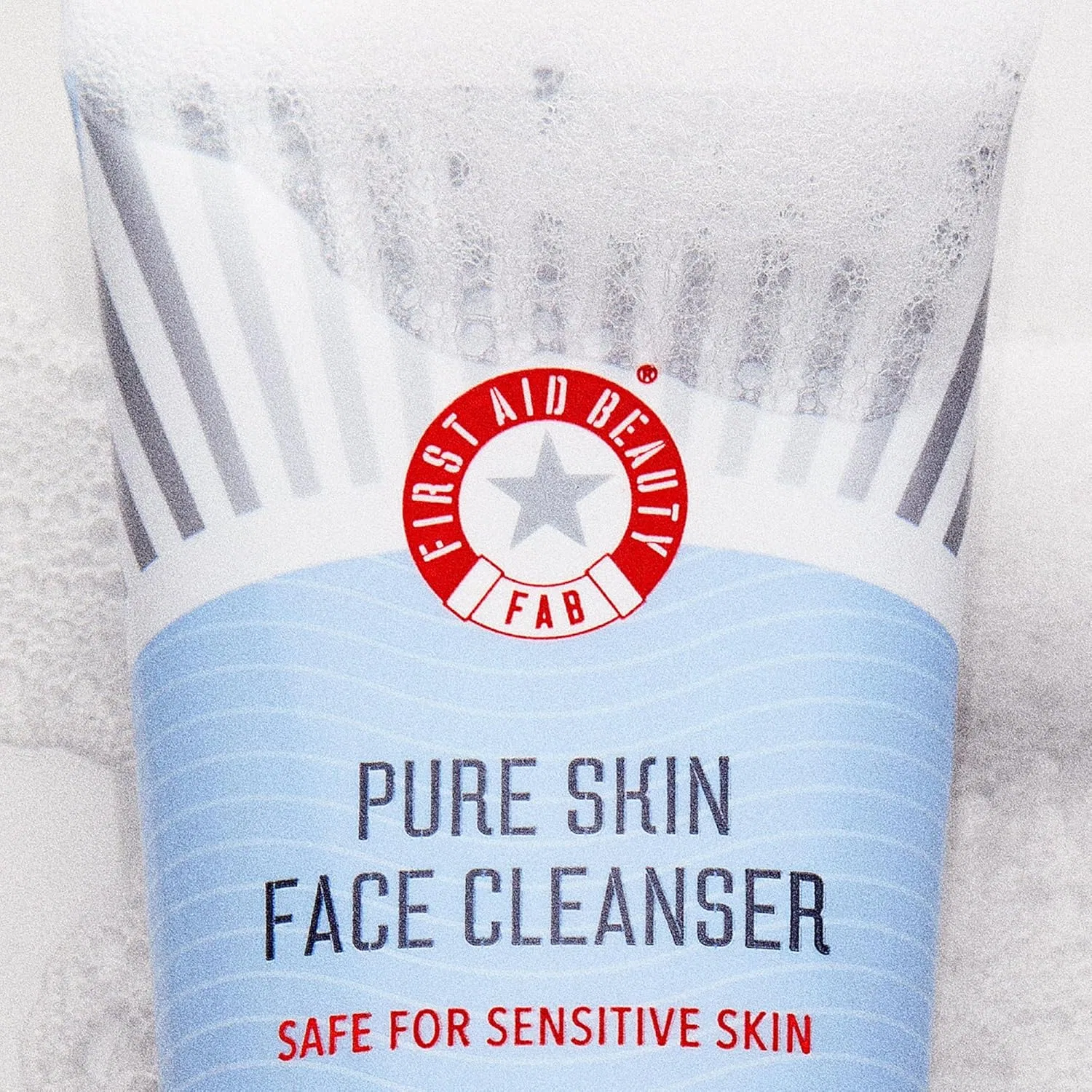 Набор для ухода за кожей First Aid Beauty Daily Essentials Kit First Aid Beauty, 4-Original — фото 3