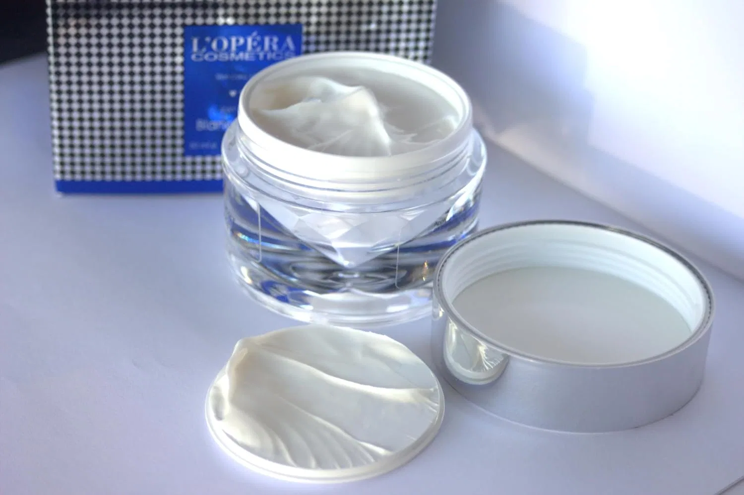 Дневной и ночной крем для лица Deluxe Day & Night Skin Care Cream, 1 шт. — фото 4