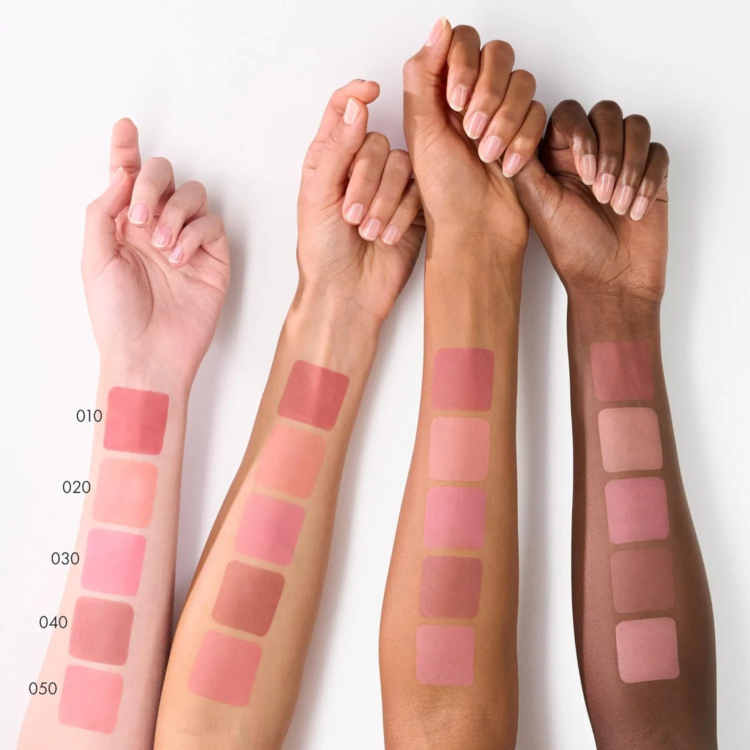 Румяна «Velvet Pudding Blurring Blush» от Catrice Catrice — фото 4