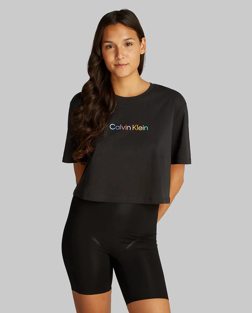 

Укороченная футболка из 100% ХЛОПКА Calvin Klein, чёрный